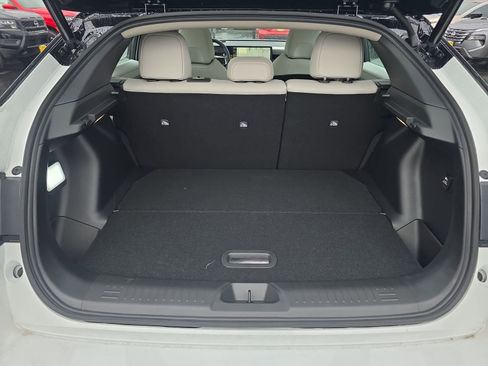 New 2026 Nissan Leaf Platinum+ w/ Cargo Package (Platinum+) image 26