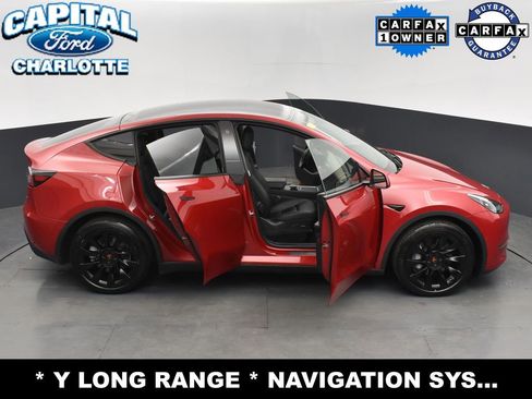 Used 2021 Tesla Model Y Long Range image 27