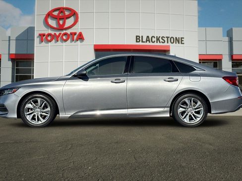 Used 2019 Honda Accord LX image 6