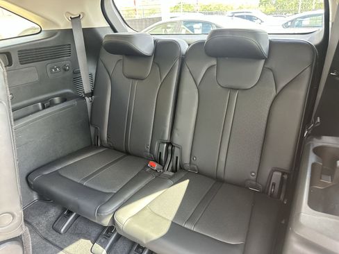 Used 2023 Kia Sorento EX w/ Panoramic Sunroof Package FWD image 23