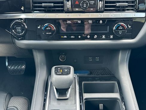 New 2026 Nissan Pathfinder SL AWD/4WD image 21