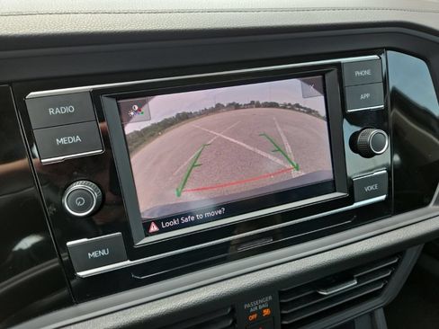 Used 2024 Volkswagen Jetta S FWD image 29