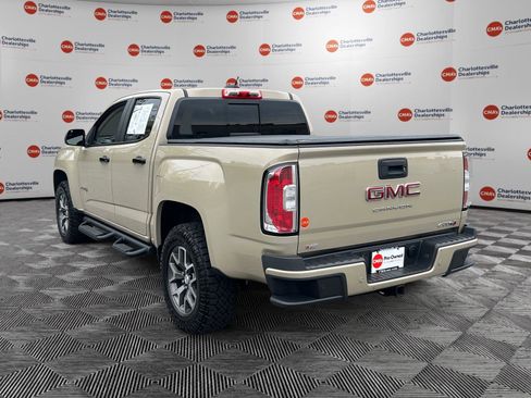 Used 2022 GMC Canyon AT4 image 3
