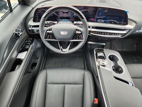 New 2025 Cadillac Lyriq Sport w/ LPO, Floor Liner Package RWD image 16