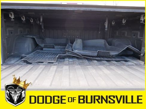 Used 2023 GMC Sierra 1500 SLE image 13