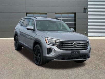 New 2026 Volkswagen Atlas SE