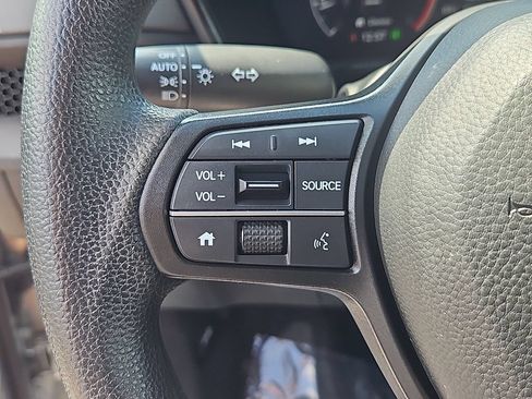 Used 2025 Honda CR-V EX image 23