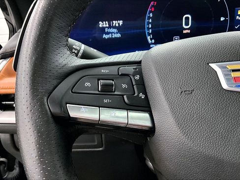 Used 2025 Cadillac XT4 Sport AWD/4WD image 27