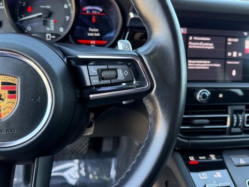 Used 2023 Porsche Macan AWD/4WD image 23