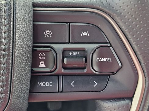 Certified 2025 Toyota 4Runner SR5 RWD image 23