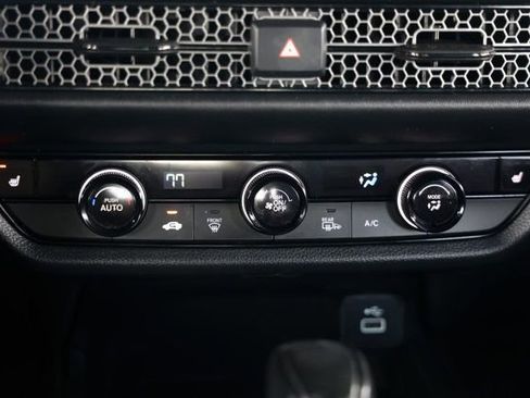 Used 2024 Honda HR-V Sport image 33