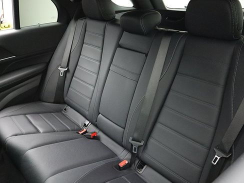 Used 2024 Mercedes-Benz GLE 580 4MATIC w/ Night Package image 22