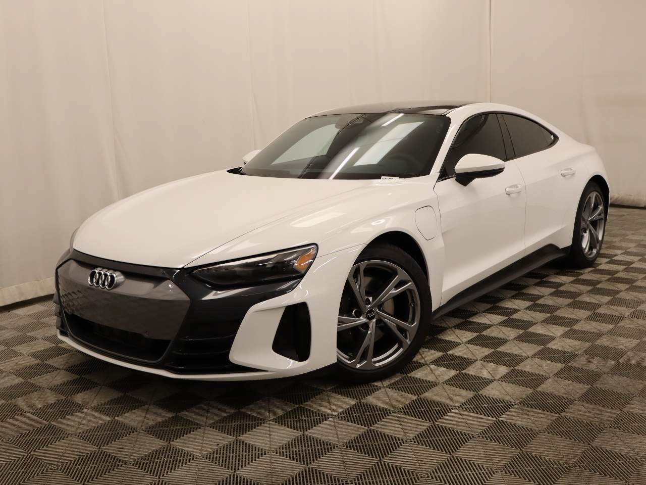Used 2022 Audi e-tron GT Premium Plus AWD/4WD image 1