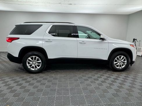 Used 2020 Chevrolet Traverse LT FWD image 6