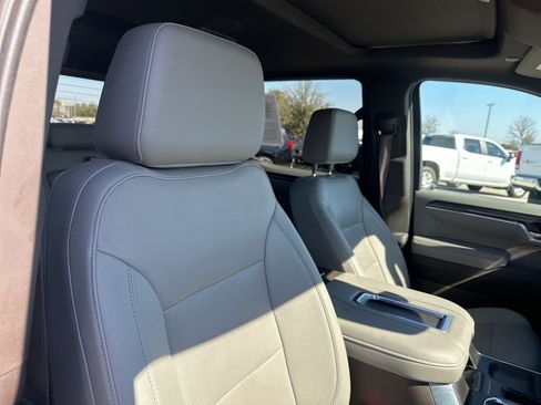 Used 2022 Chevrolet Silverado 1500 LTZ image 15