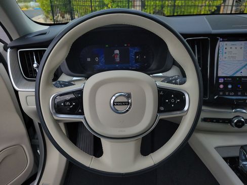 Used 2023 Volvo XC60 B5 Plus w/ Climate Package image 31