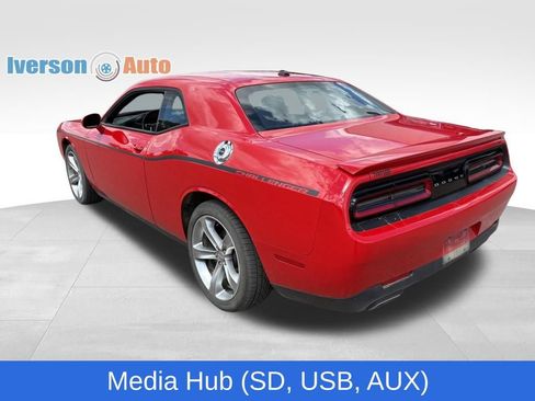 Used 2015 Dodge Challenger SXT w/ Super Sport Group (SS/T) RWD image 9