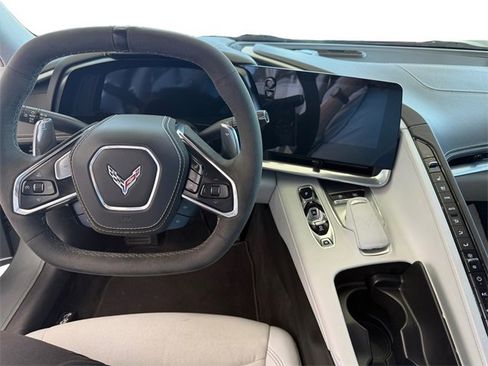 Used 2023 Chevrolet Corvette Stingray Premium Cpe w/ Z51 Performance Package image 6