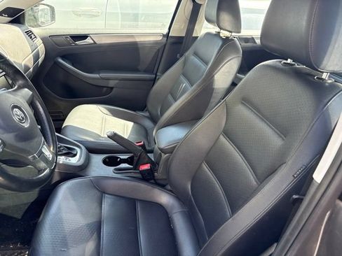 Used 2014 Volkswagen Jetta TDI FWD image 7