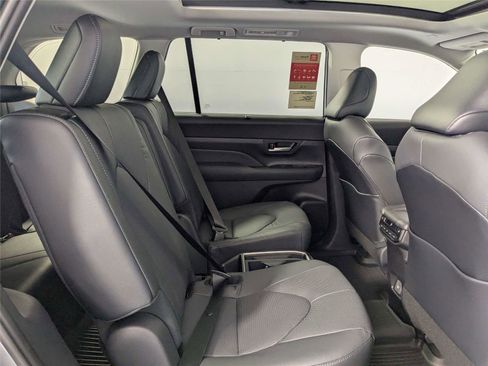 New 2026 Toyota Grand Highlander AWD image 23