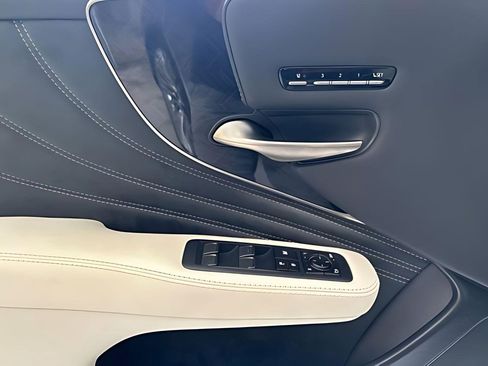 Used 2024 Lexus LS 500 w/ Interior Upgrade Package image 8
