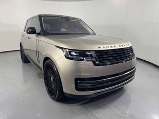 Used 2023 Land Rover Range Rover SE AWD/4WD video 3