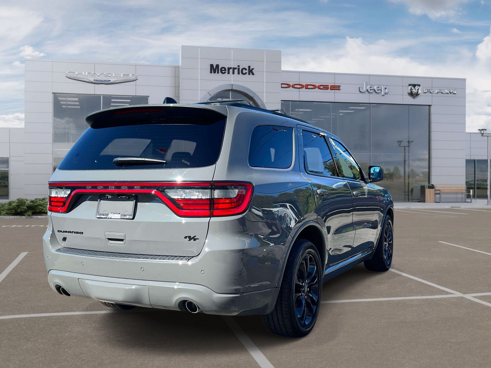 Used 2025 Dodge Durango R/T AWD/4WD image 7