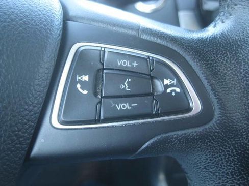 Used 2020 Ford EcoSport SE w/ SE Convenience Package image 28