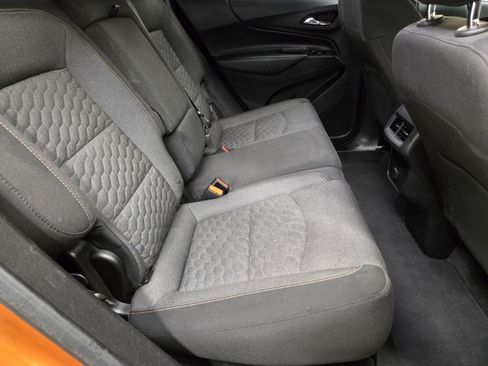 Used 2018 Chevrolet Equinox LT FWD image 9