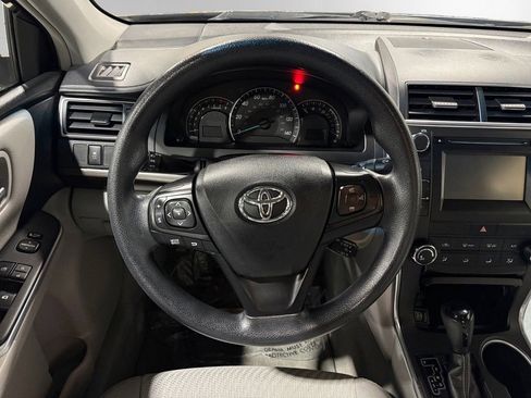 Used 2015 Toyota Camry LE image 24