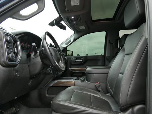 Used 2020 Chevrolet Silverado 1500 LT Trail Boss AWD/4WD image 22