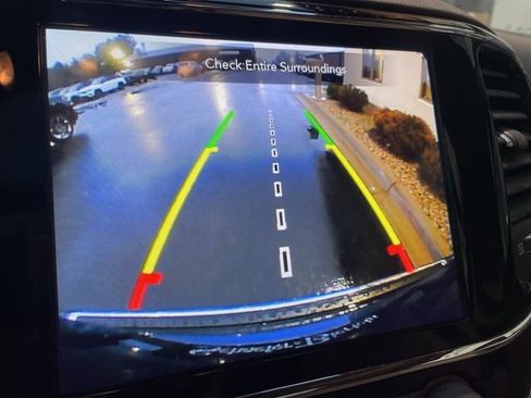 Used 2020 Jeep Grand Cherokee Overland image 23