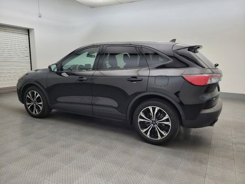 Used 2022 Ford Escape SE w/ SE Sport Appearance Package image 3