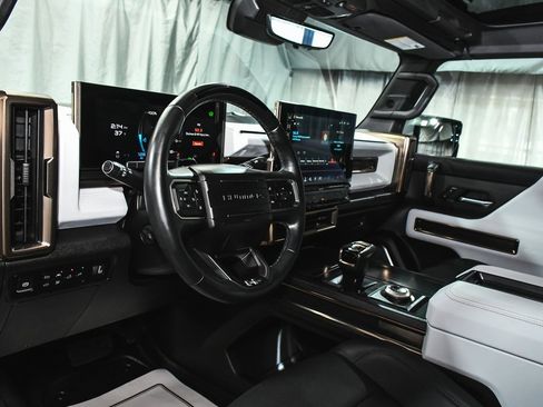 Used 2024 GMC Hummer EV 3X image 18