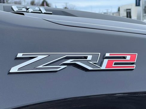 Used 2024 Chevrolet Silverado 1500 ZR2 image 2