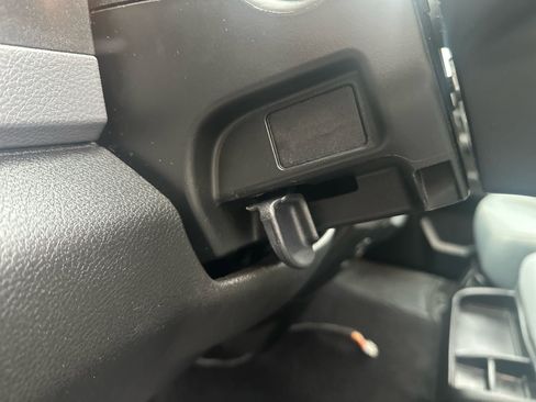 Used 2018 RAM 2500 Tradesman w/ Chrome Appearance Group image 50