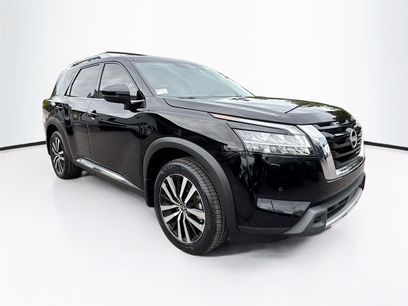 Used 2024 Nissan Pathfinder Platinum