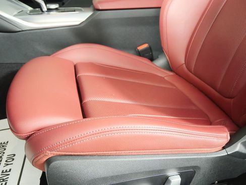 Certified 2022 BMW 430i Coupe w/ M Sport Package image 11