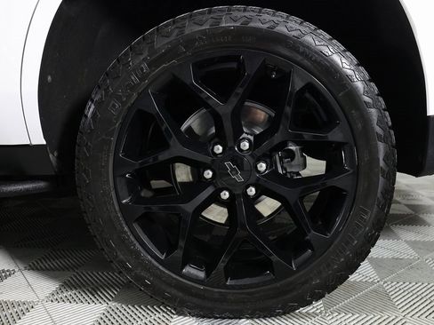 Used 2023 Chevrolet Tahoe Z71 image 48