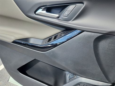 New 2026 Chevrolet Equinox LT w/ Convenience Package II image 6