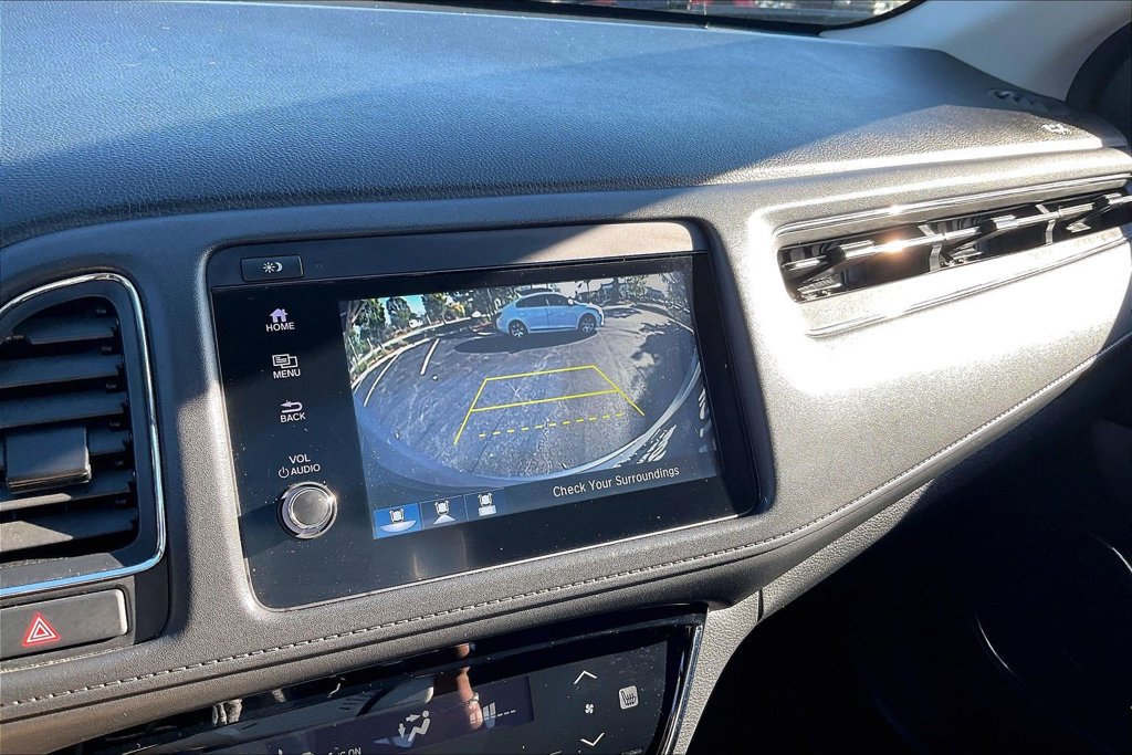 Used 2020 Honda HR-V Touring image 24