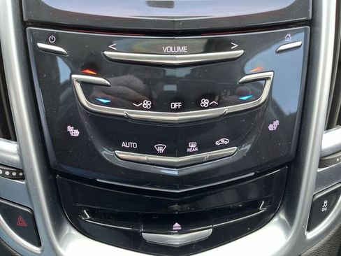 Used 2016 Cadillac SRX Luxury image 19