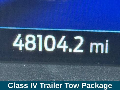 Used 2023 Ford Explorer Platinum w/ Technology Package AWD/4WD image 6