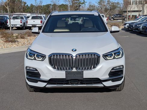 Used 2021 BMW X5 xDrive40i w/ Executive Package image 8