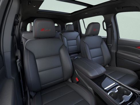 New 2026 Chevrolet Traverse Z71 image 12