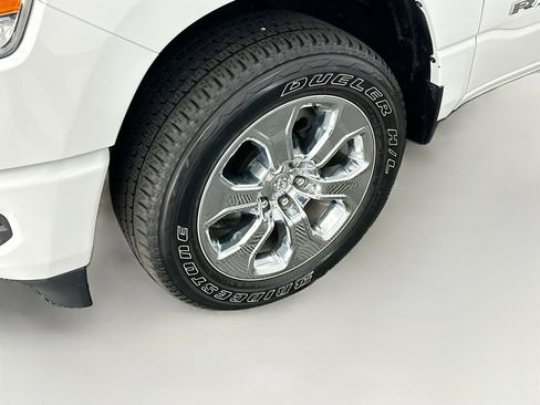 Used 2023 RAM 1500 Big Horn AWD/4WD image 11