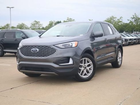 Used 2024 Ford Edge SEL AWD/4WD image 2