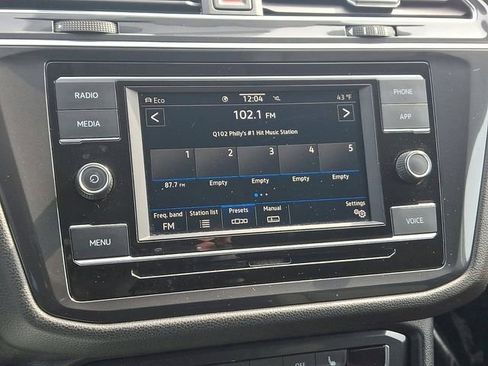 Used 2022 Volkswagen Tiguan S image 16