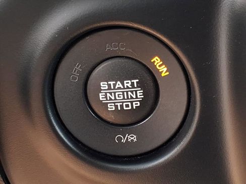 Used 2021 Jeep Wrangler Unlimited Sport image 30