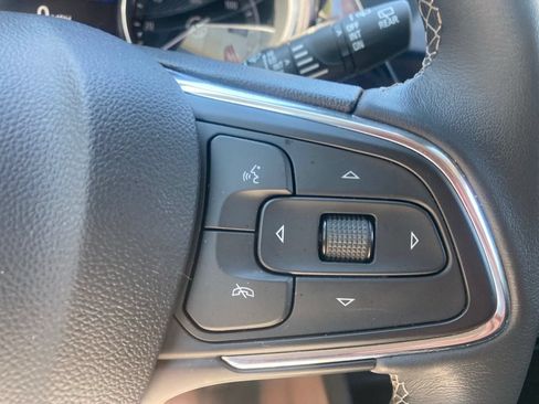 Used 2023 Buick Encore GX Select FWD image 27